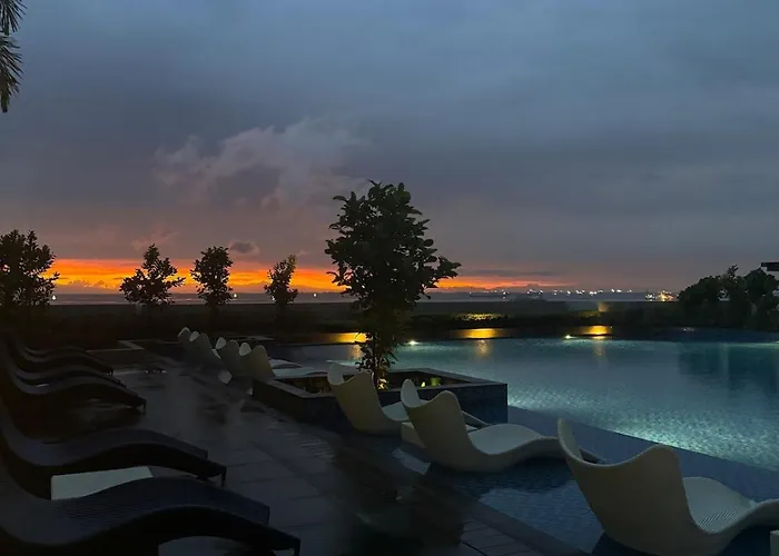 Panoramic Landscape Seaview, 2br, Near Airport, 11m