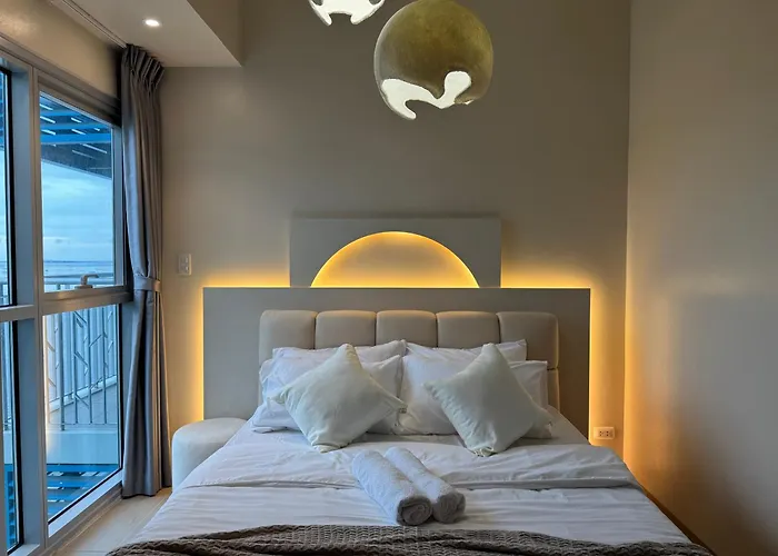 Panoramic Landscape Seaview, 2br, Near Airport, 11m *
